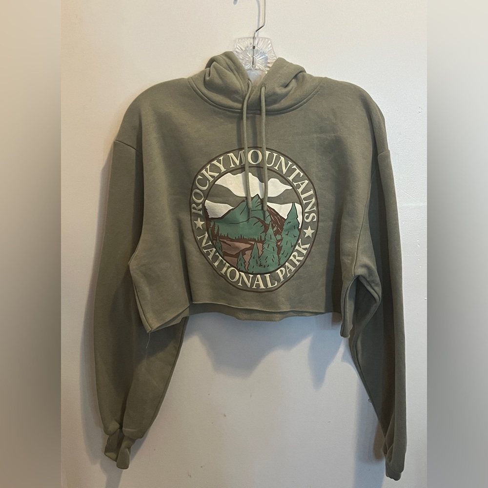 Refuge Rocky Mountain Cropped Hoodie